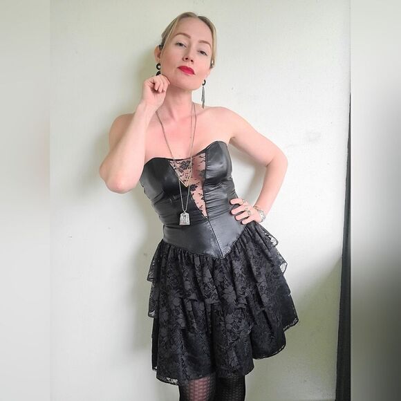 The Black Swan Iconic 1980s Leather + Lace Dress XS - Picture 4 of 16